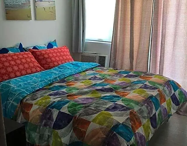 Azure Condotel 2 Bedroom 3* Manila