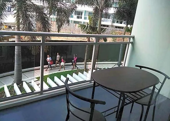 Azure Condotel 2 Bedroom Hotel Manila